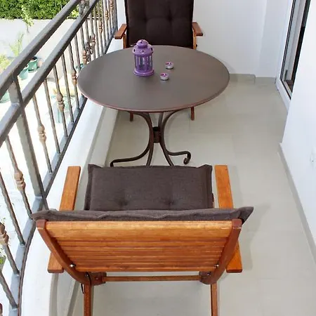 Appartamento Adriona With Parking Makarska