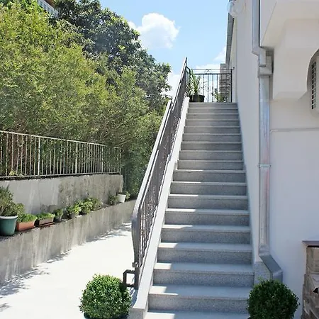 Apartman Adriona With Parking *