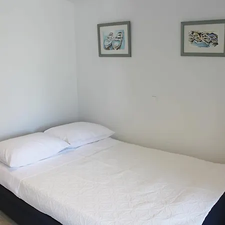 Apartman Adriona With Parking Makarska