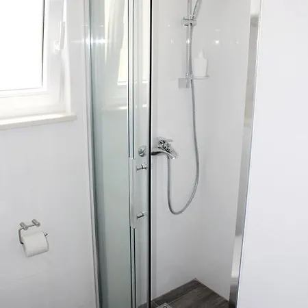Apartman Adriona With Parking Makarska